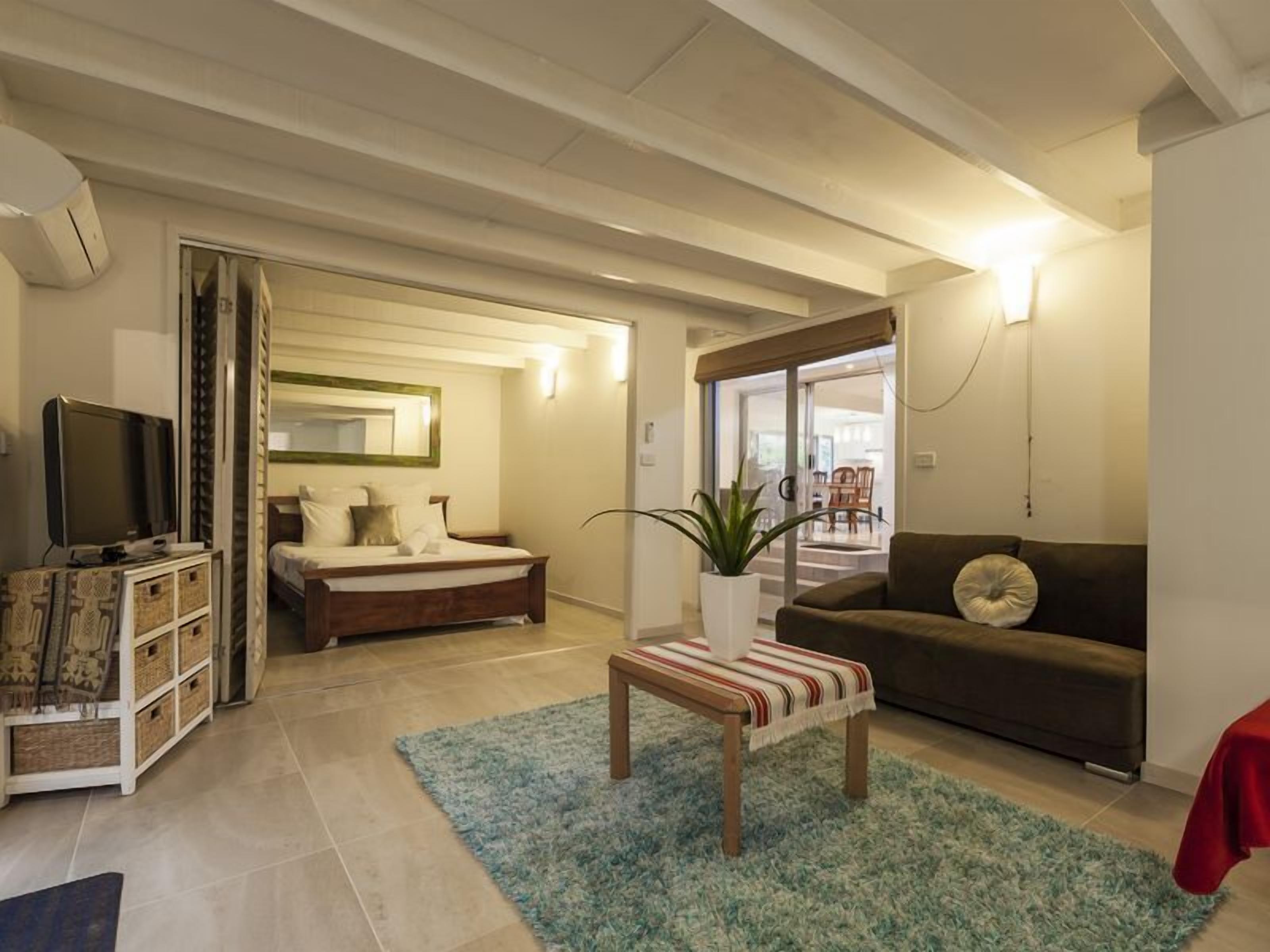 Getaway House - Great Value 5 mins walk to beach - Family friendly holiday home — image 16