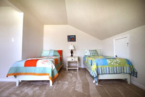 4 Schlafzimmer, Bügeleisen/Bügelbrett, kostenloses WLAN, Bettwäsche