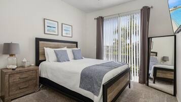 3 bedrooms, in-room safe, iron/ironing board, travel crib