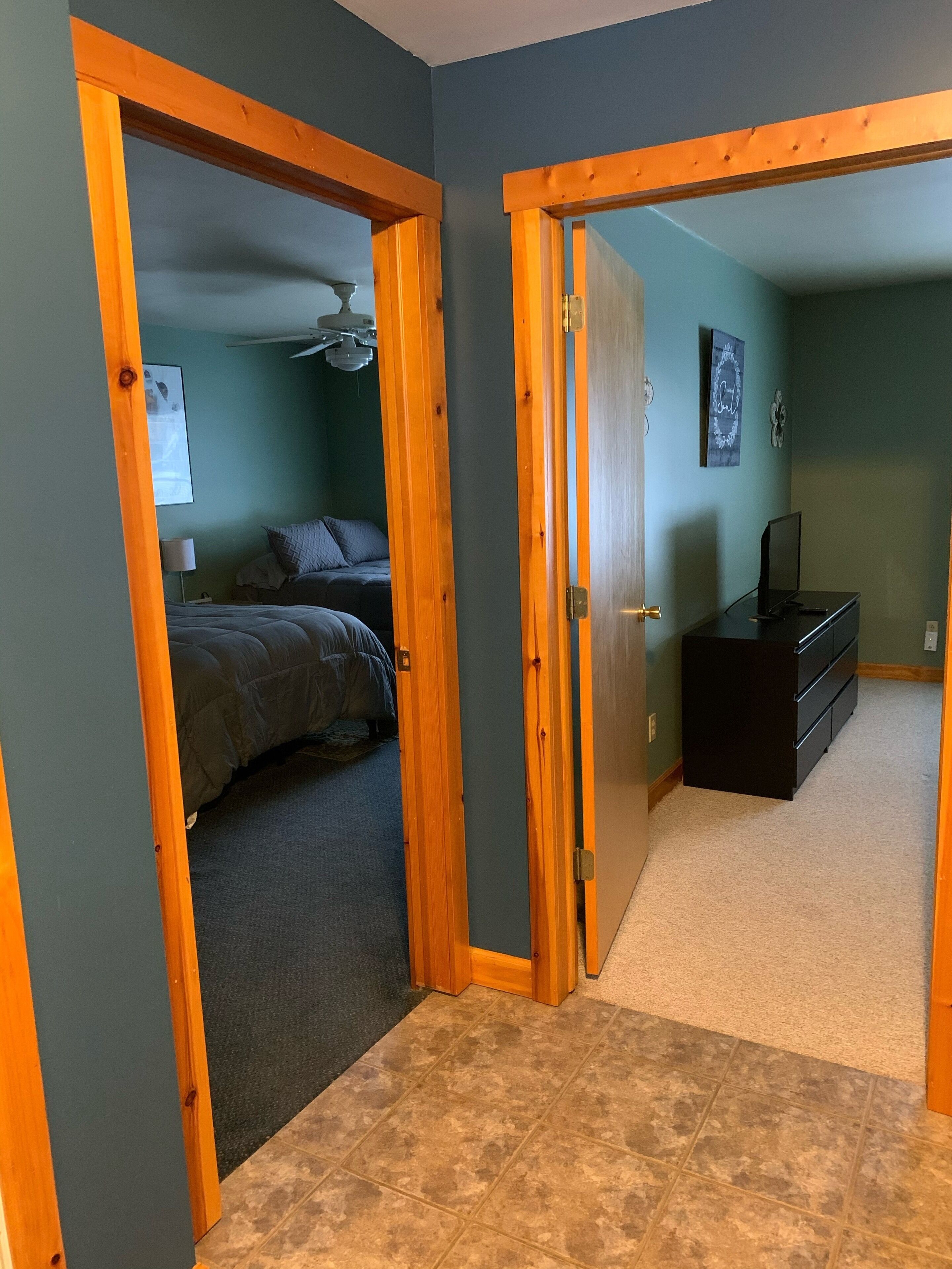 Full Home Rental on Paradise Lake. 2 Acres/ 60 ft of Lakefront & Private Dock