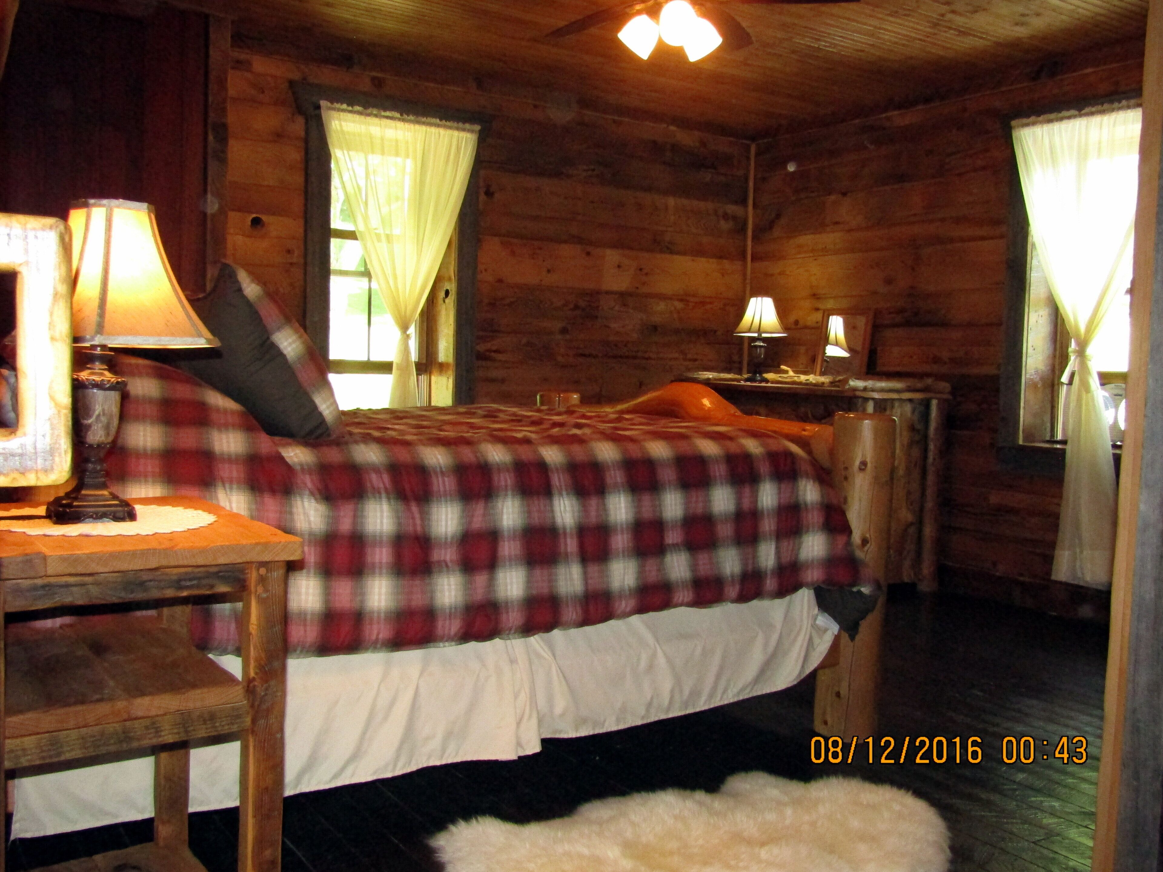 Discounted Rates/Back in Time/ Near Deep Creek Lake/No Cleaning or Amin Fees