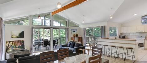 Fernseher, DVD-Player