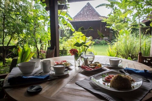 Ein antikes Öko-Baumhaus in Yogyakarta