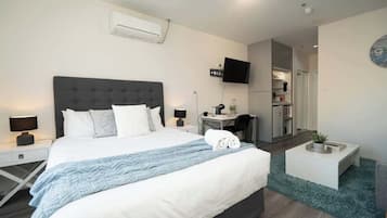 1 bedroom, iron/ironing board, free WiFi, bed sheets