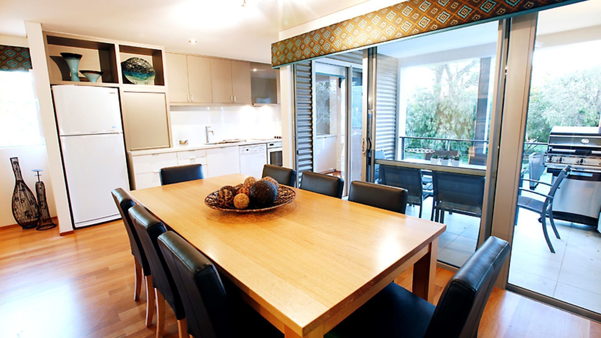 Apt 8 'Aquilla @ Bay View Centro easy walk to coffee shops (STRA6281FQUQMYV5) — image 5