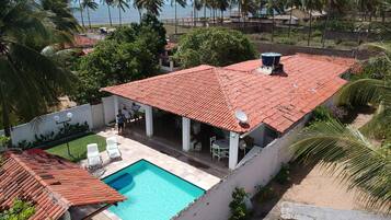 Piscina externa