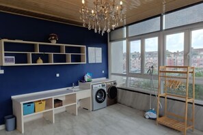 Ảnh chưa phân loại, 2 trong số 34 ảnh, nút