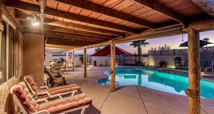 Beautiful private RESORT-like backyard!