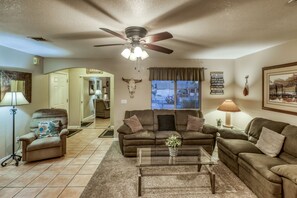 Smart TV, DVD player, table tennis, books