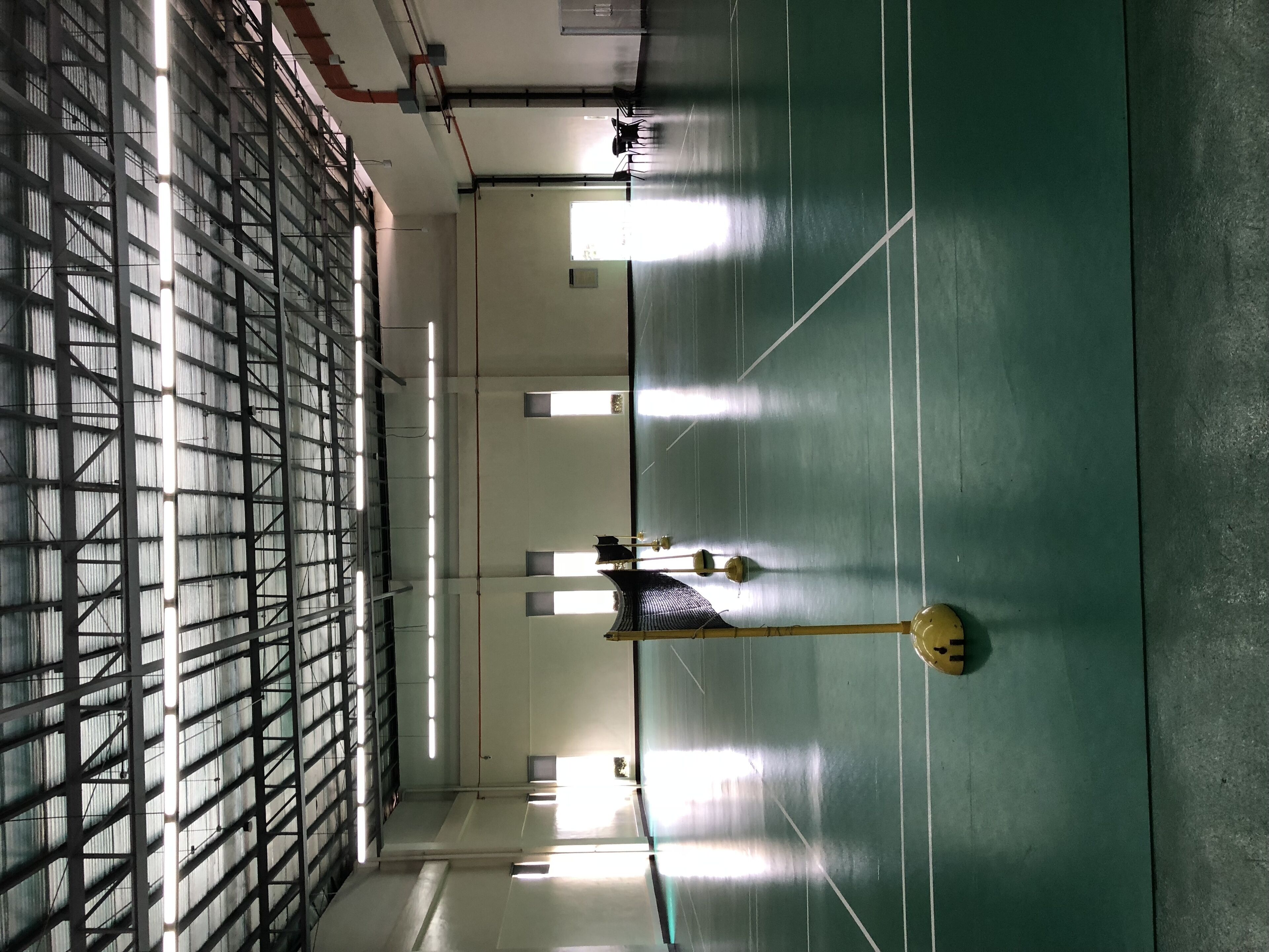 Deluxe 1BR with balcony facing Taal. Free parking