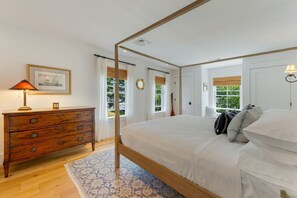 3 chambres, fer et planche à repasser, accès au Wi-Fi (inclus)
