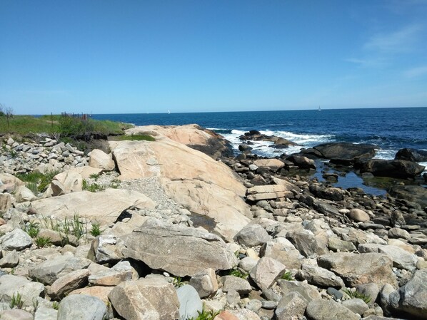 Beach nearby, sun-loungers