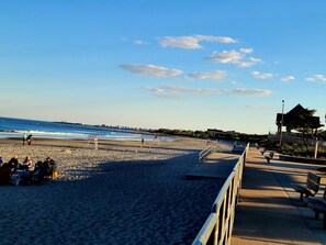 Tæt på stranden, liggestole