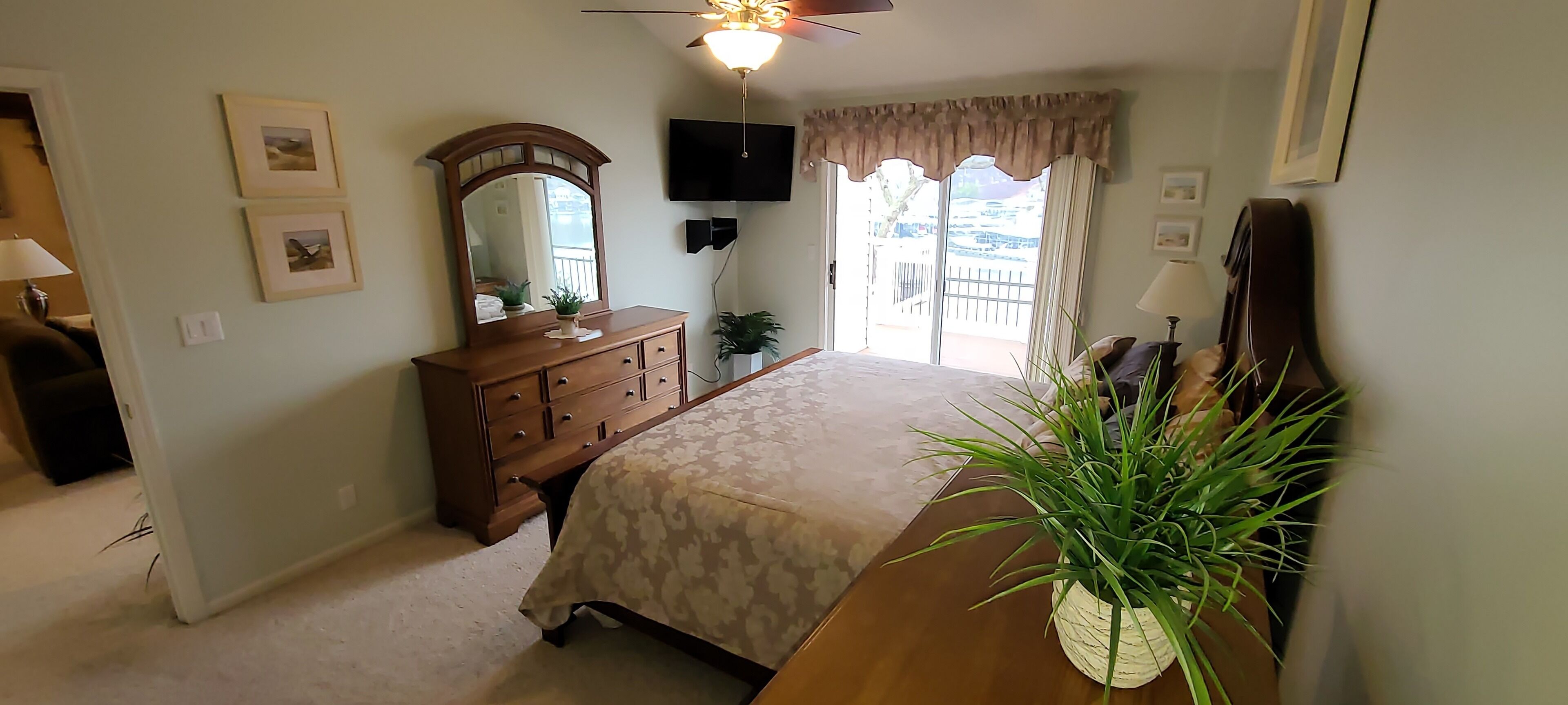 Lakefront Sunset Point in the Heart of Osage Beach 17.5mm! Great view with Dock<br>