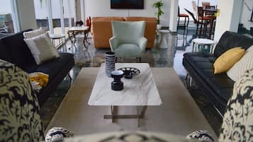 Smart TV, Netflix, libros, servicios de streaming