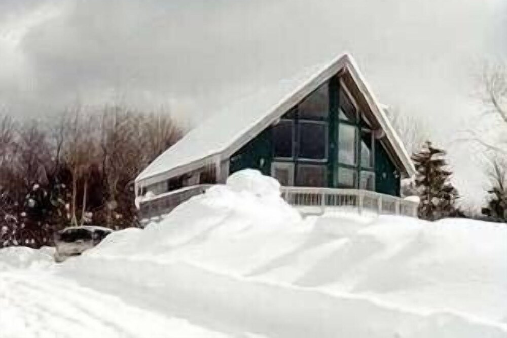 Beautiful Killington Mountain Views -2.7 miles to New Killington Base Lodge