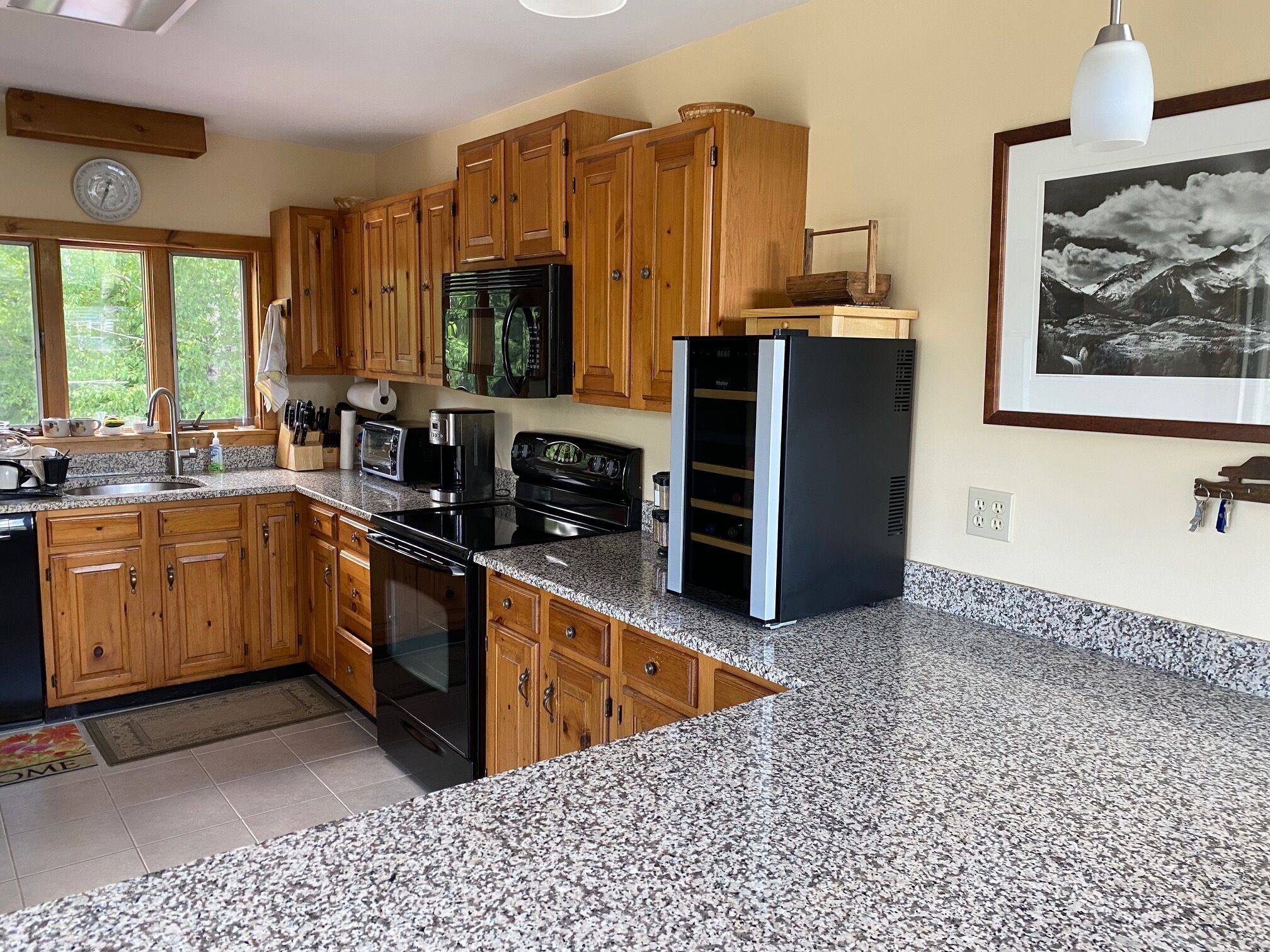 Beautiful Killington Mountain Views -2.7 miles to New Killington Base Lodge 