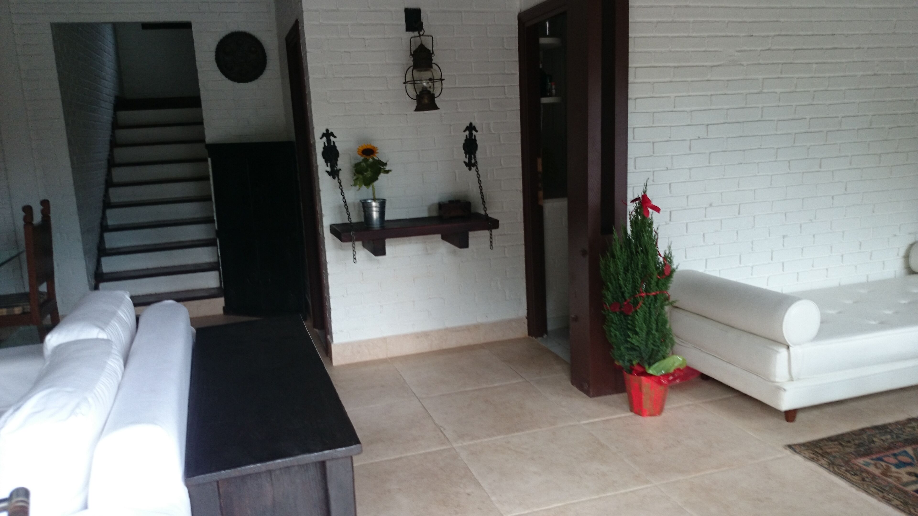 8 people comfortably! Close to the best in Rio! Charming house! Pool! View!<br><br>