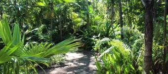 Moana Cottage, stroll to Horseshoe Bay beachfront