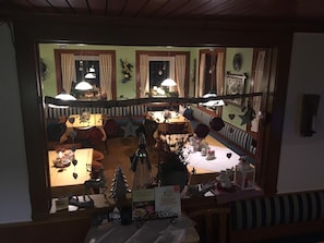 Dinner served - Gasthof ZUM Waldstein (Zell im Fichtelgebirge)