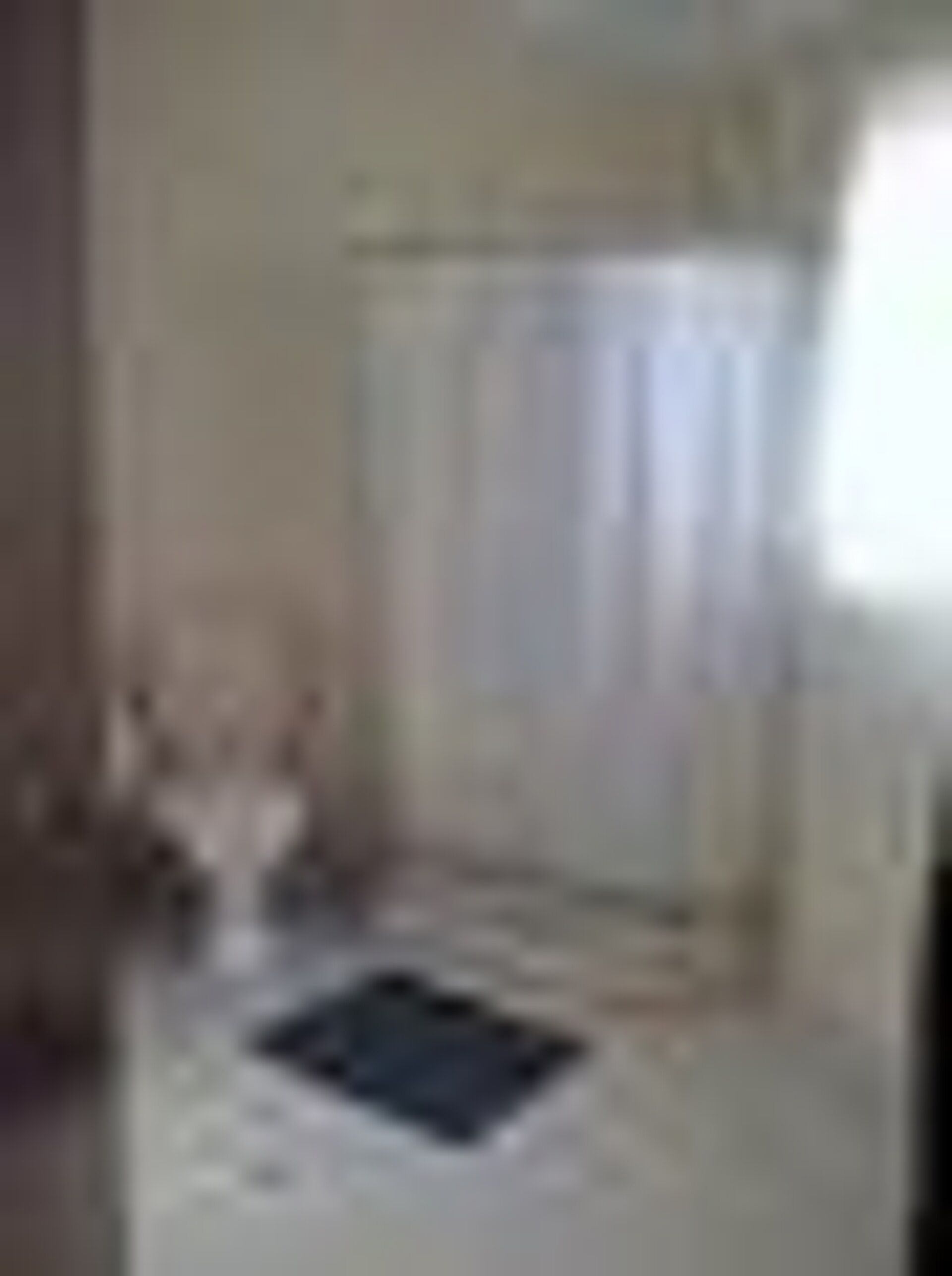 Seabreeze Accommodation holiday unit sleeps 4 . Minimum 4 night stay for Easter — image 2