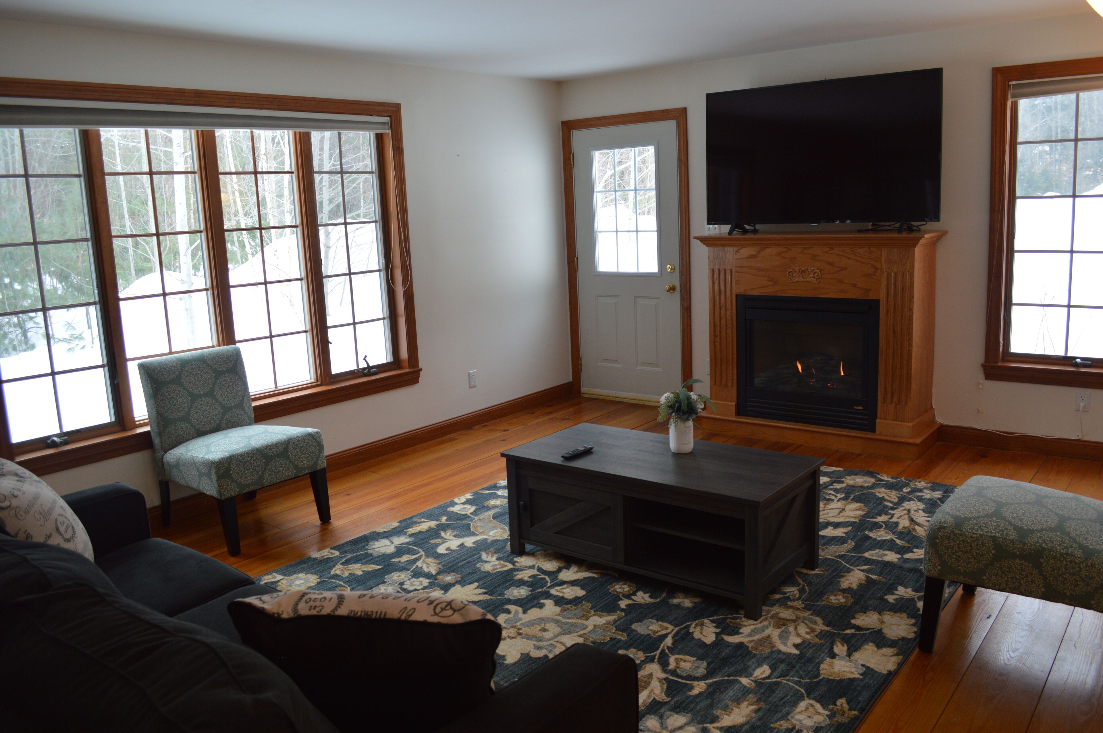 Hillside Lodge: Sleeps 22-25, 7 br, 5.5 ba, 5,650 sq ft