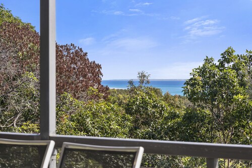 Three bedroom holiday house with spectacular beach and ocean views.