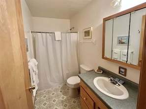 Bathtub