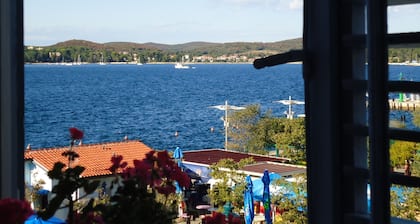 Rovinj Sea View Apartment, top location in historical centre, seafront!