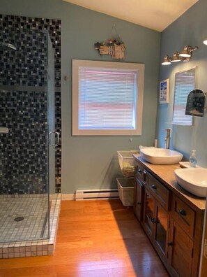Combined shower/tub, hair dryer, towels, soap - Oceanfront property with spectacular views of Acadia Park and cruise ships.  (Lamoine)