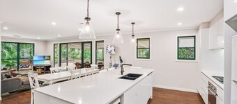 7 Belle Court - Rainbow Shores