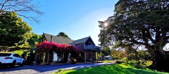 Kiama's Secret Ocean-view Cottage 
