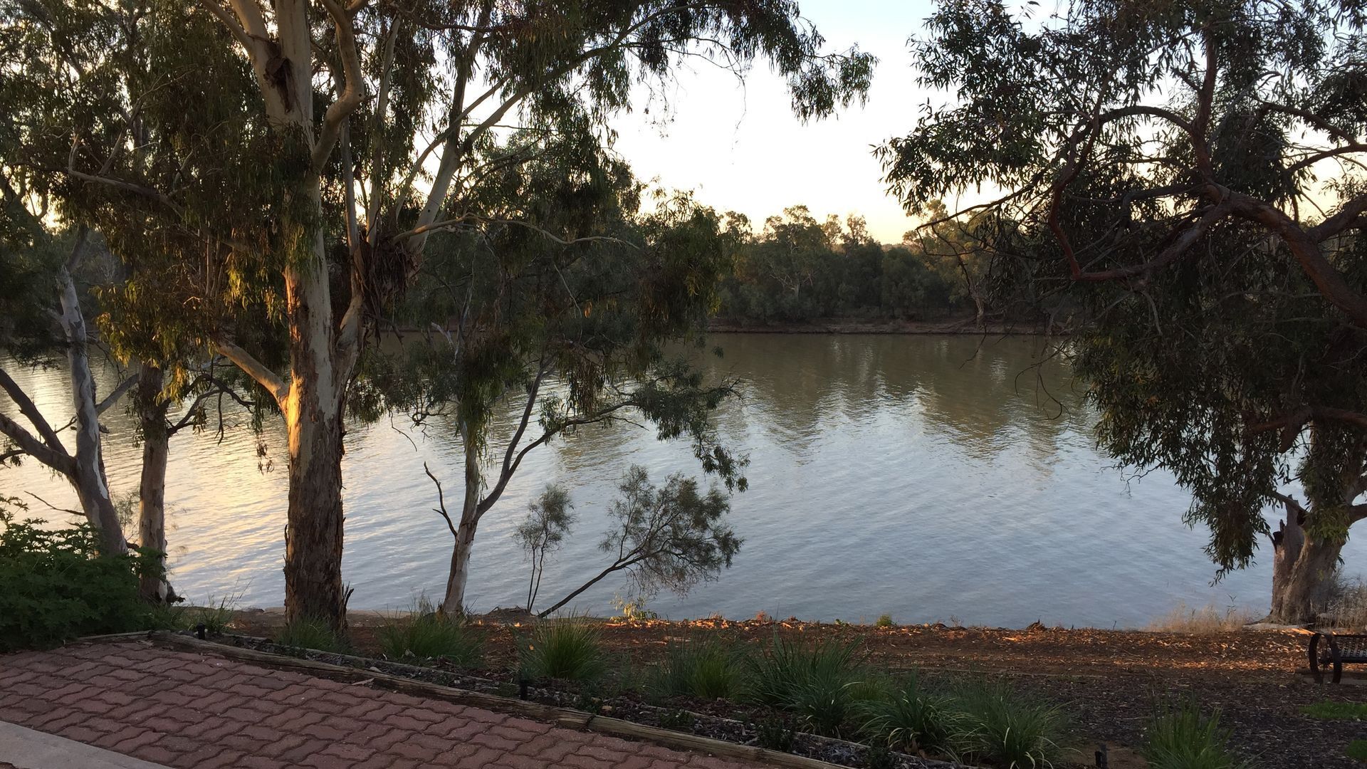 Loxton River Escape - Holiday home on the river — image 23