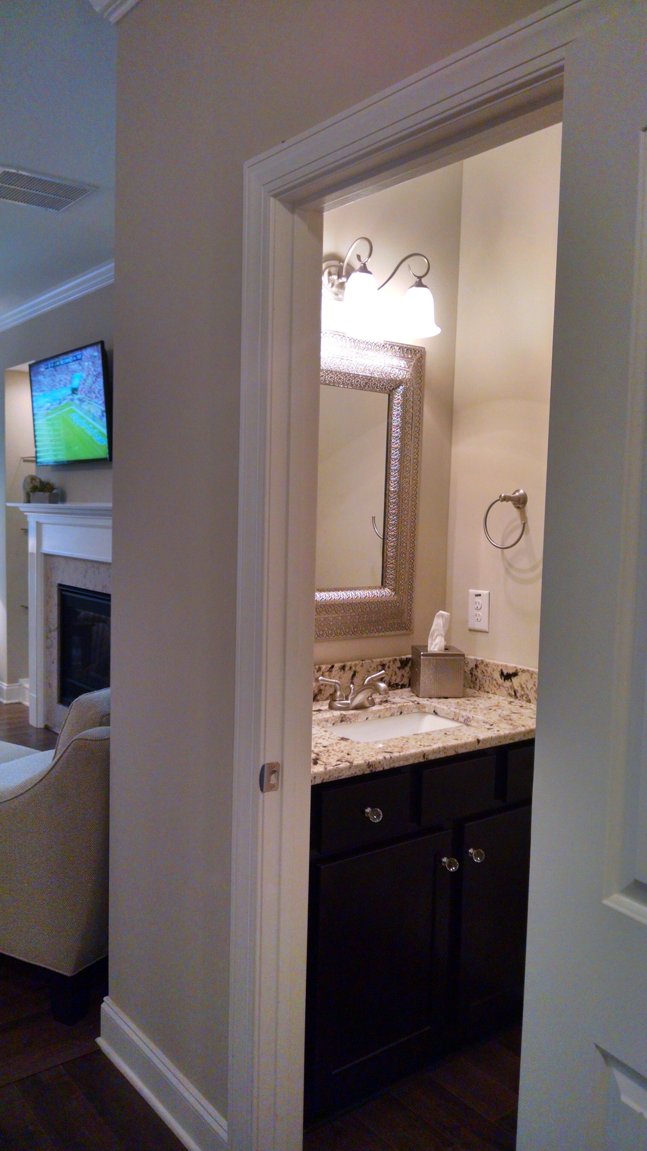 New Townhome On Private Wooded Lot. Convenient To Atlanta, Pinewood Studios