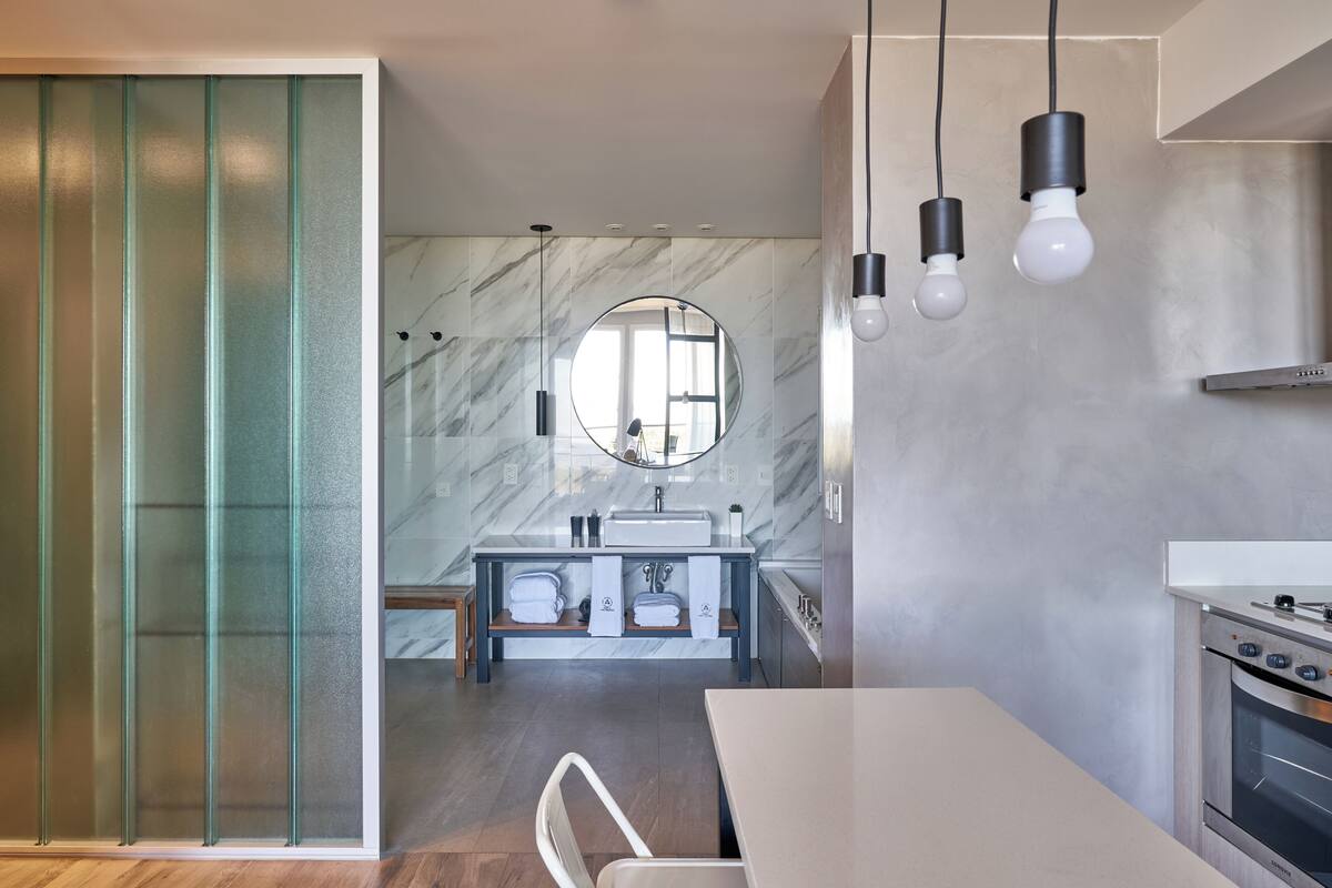 luxury studio, hot tub, ocean view (almarena) | bathroom | free toiletries, hair dryer, bathrobes, bidet