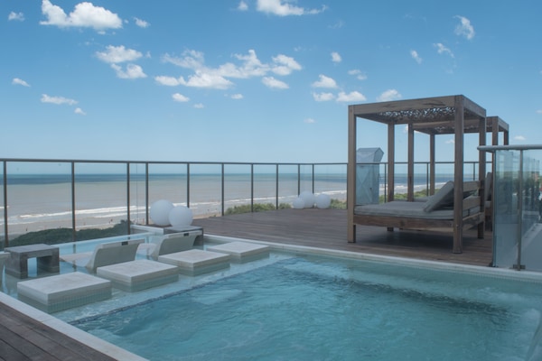 2 indoor pools, pool loungers