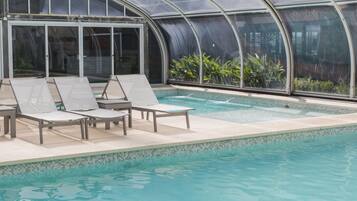 2 indoor pools, sun loungers