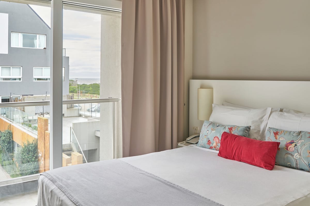 2 habitaciones, ropa de cama de alta calidad y cubrecamas