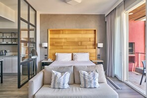 Estúdio superluxo, banheira de imersão, vista para o oceano (Almarena) | Roupas de cama premium, edredons de pluma, camas com colchões pillow-top