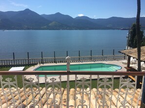 Outdoor pool - SPECTACULAR HOUSE ON THE SEASIDE (Praia do Ponta da Cruz)