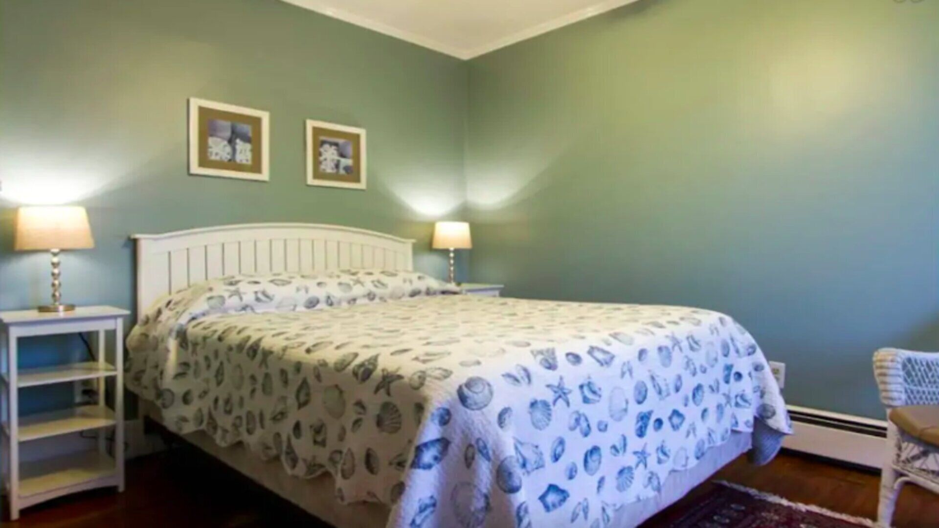 7 bedroom Beach House - sleeps 19