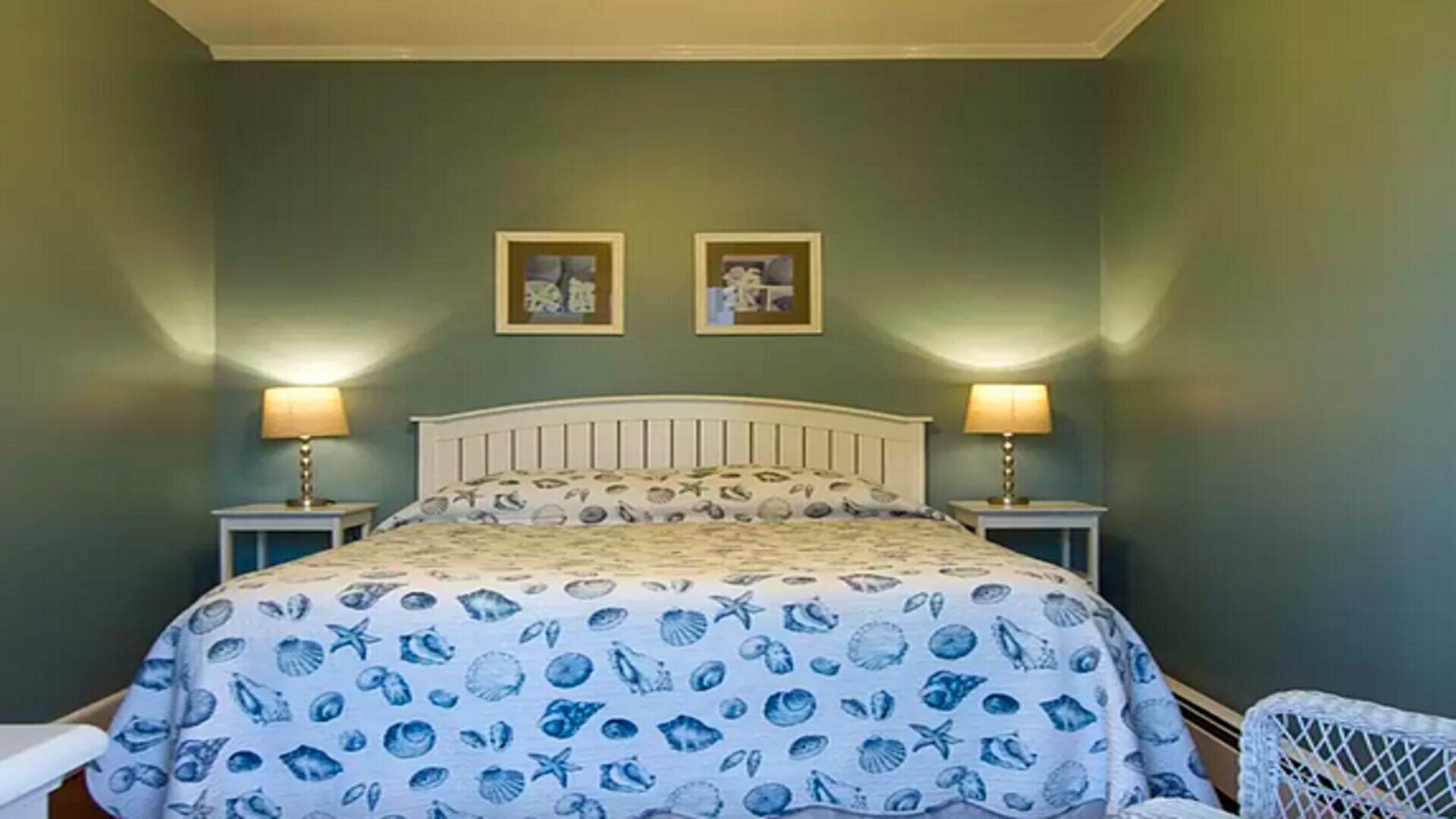 7 bedroom Beach House - sleeps 19