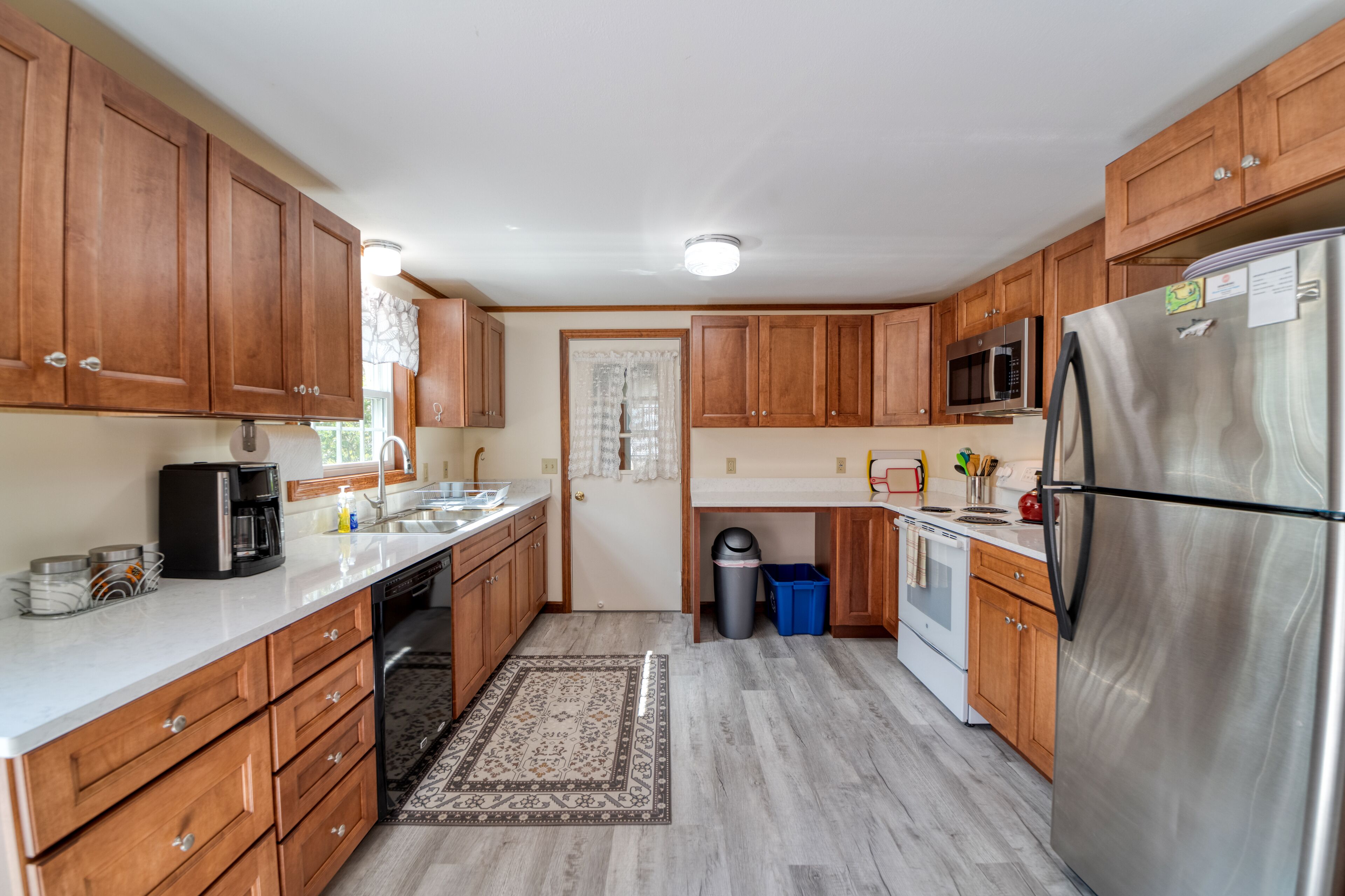 Clean, Bright, and Spacious; Family Friendly!