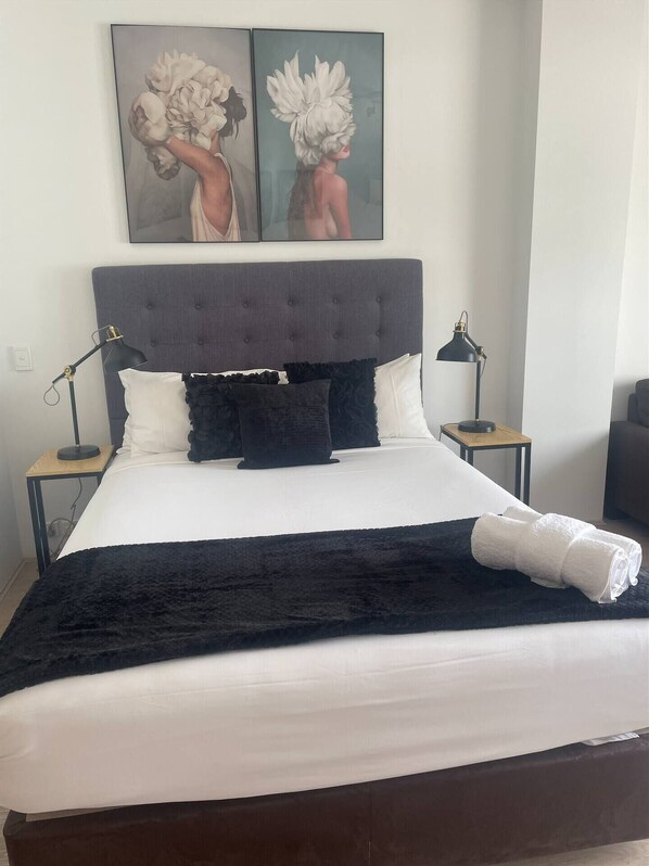 Desk, iron/ironing board, free WiFi, bed sheets