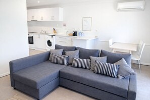 Unclassified image, 5 of 44, button - West Beach Lagoon 206 - Sleeps Three! Value!!! (Scarborough)