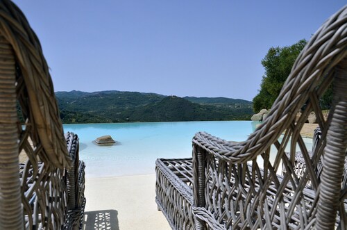 Hortulanus Luxury Estate