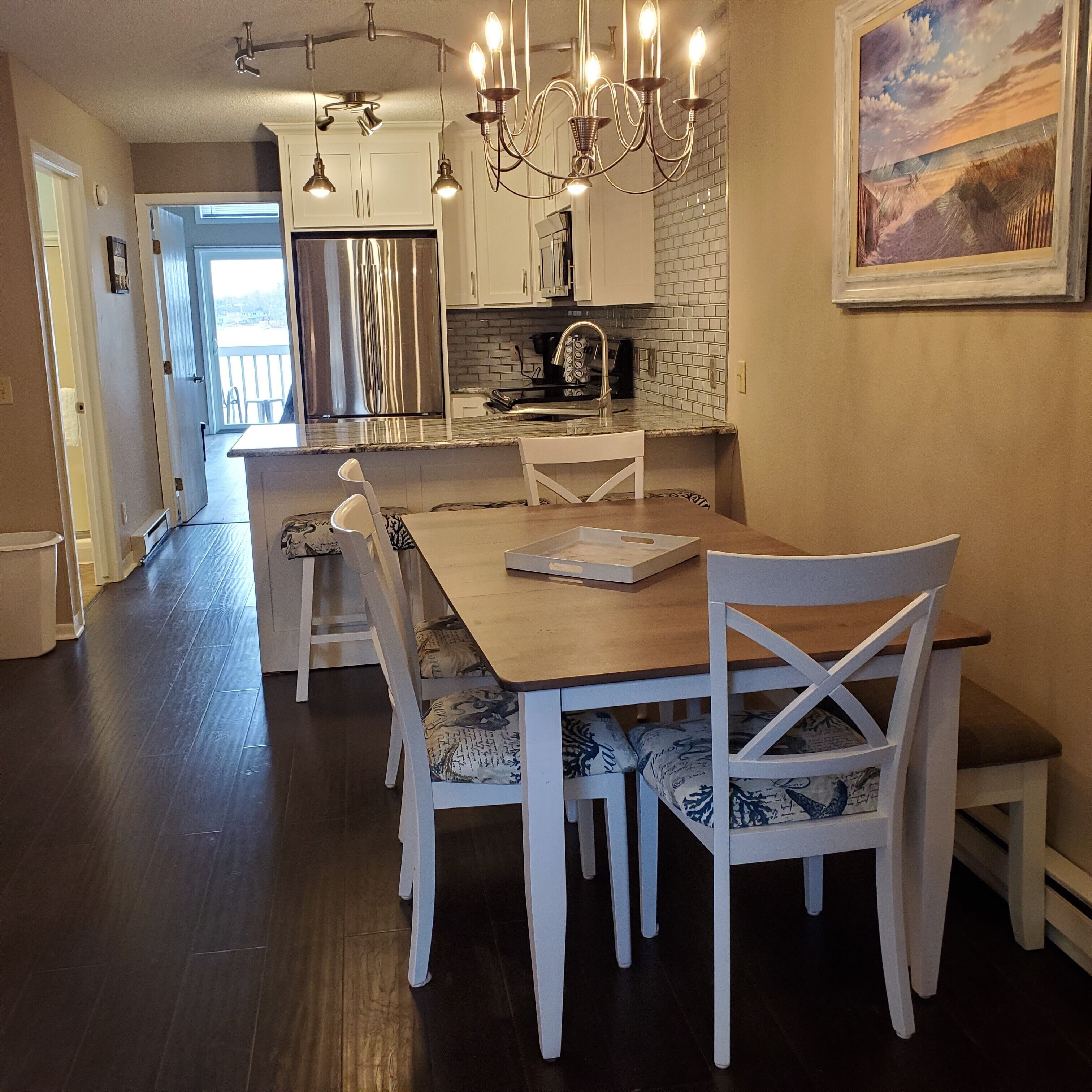 Lake Front Loft - 2 Bedroom, 2 Bathroom Condo located on Beautiful Lake Delton!