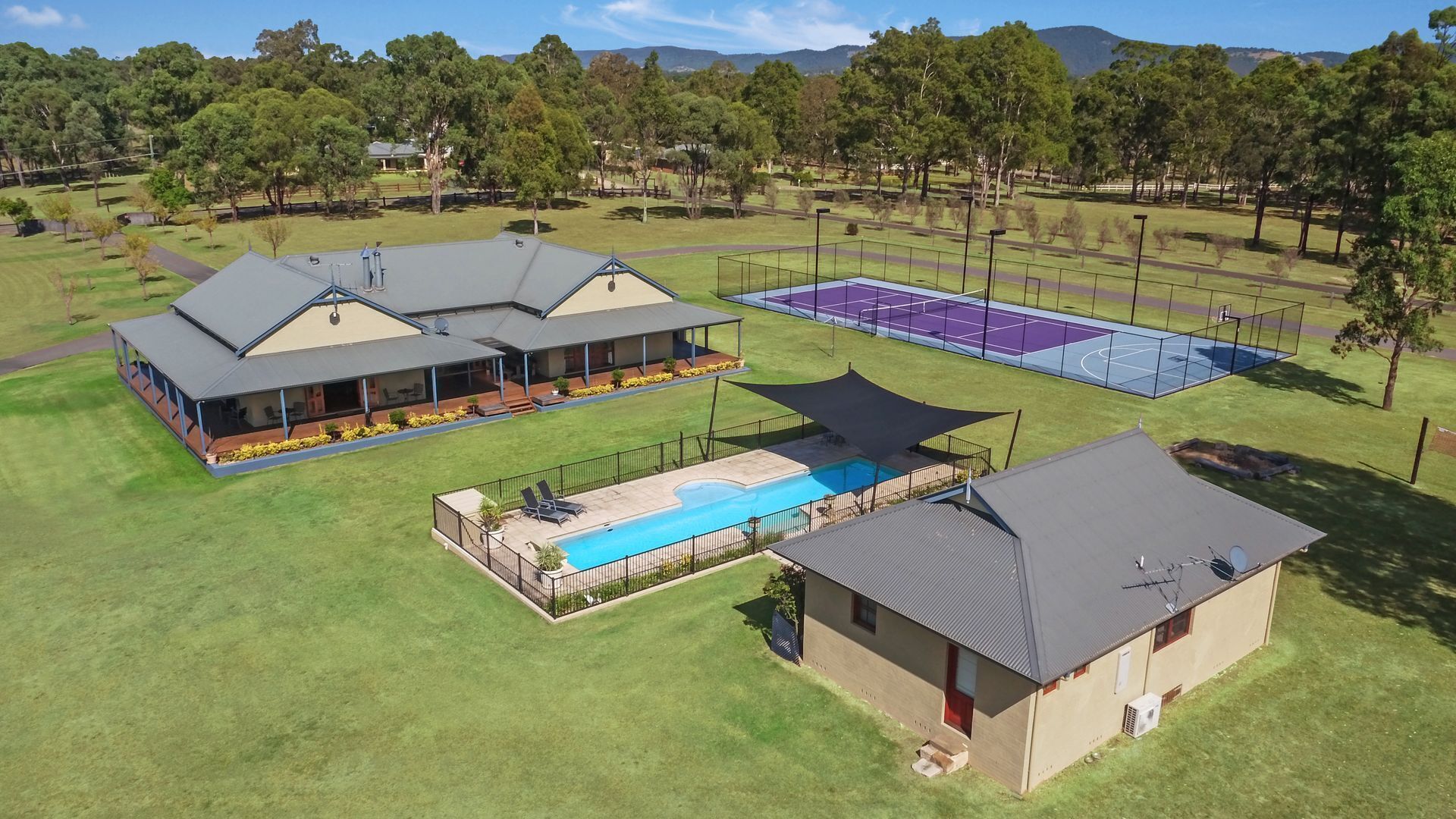 Stonegate Estate - Elegant Homestead — image 2