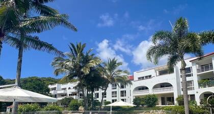 Walk to beach, air conditioned and spacious.