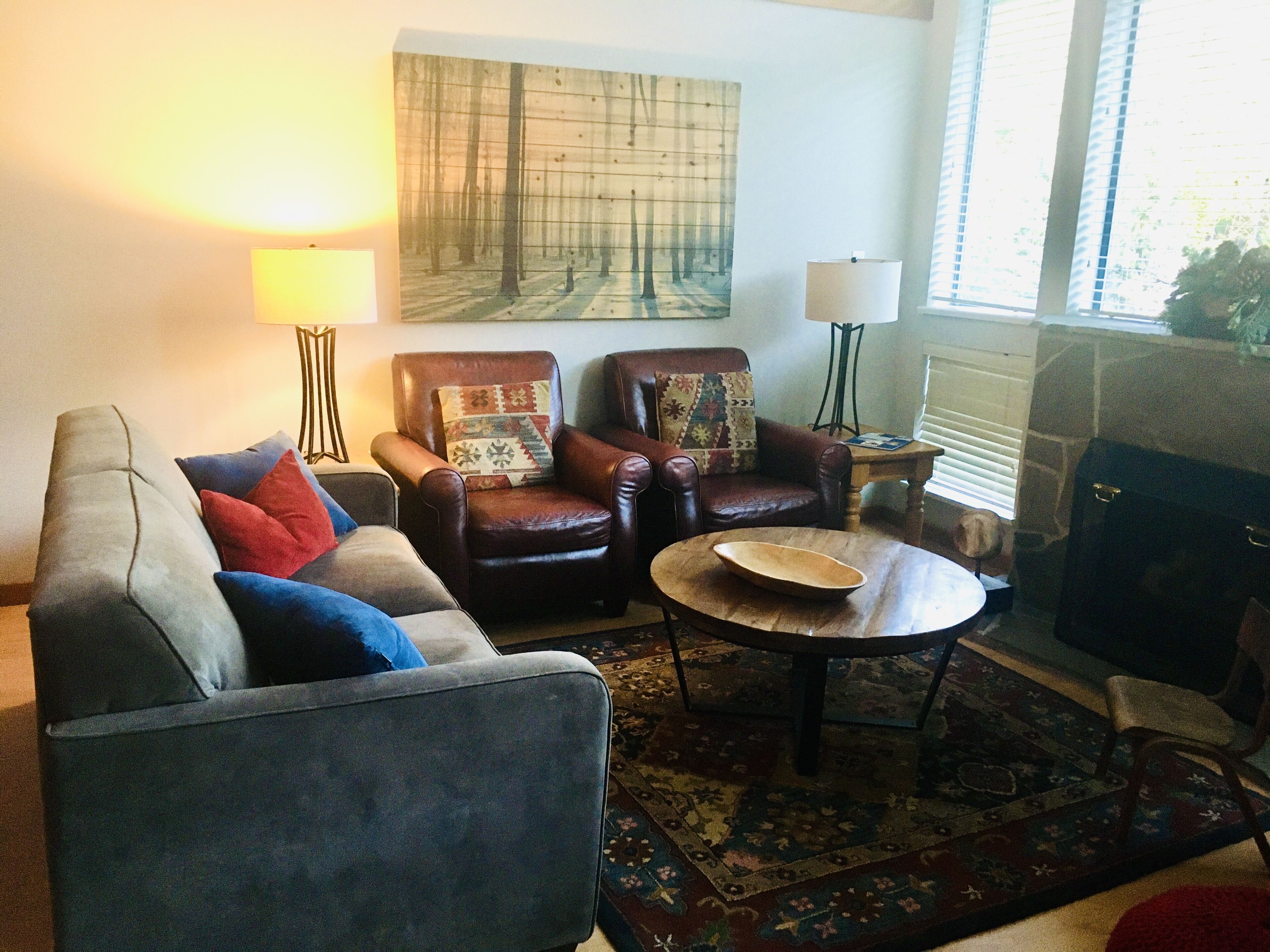 Largest Modernized Top Floor Condo in Greystone Lodge